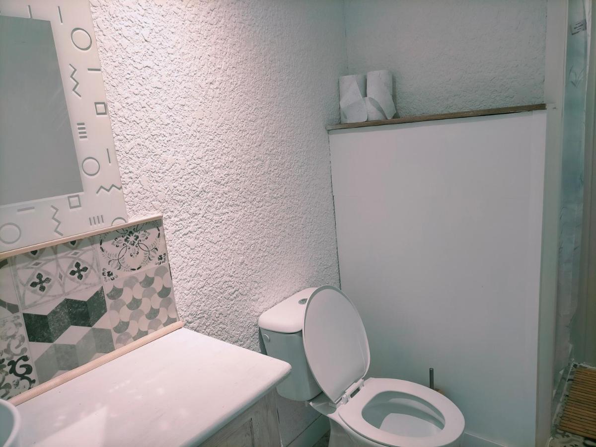 Ferienwohnung L'Aire Du Paon Exterior foto
